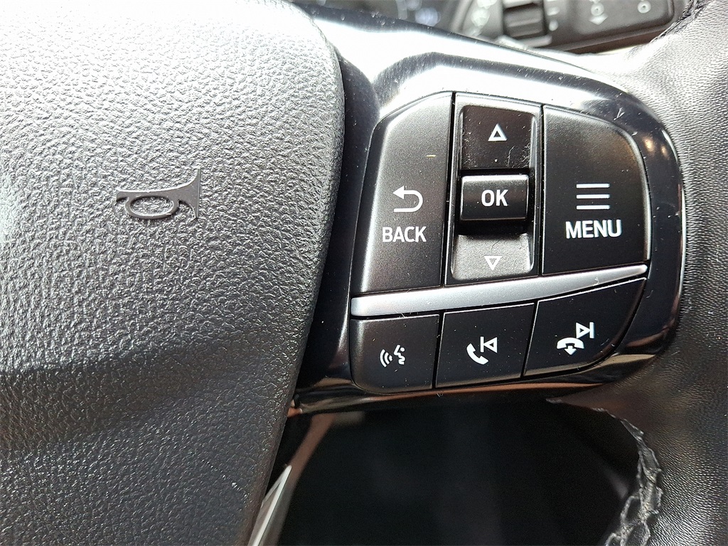 2021 Ford Escape SEL photo 20