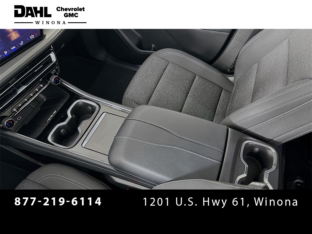 2024 Chevrolet Traverse photo 21