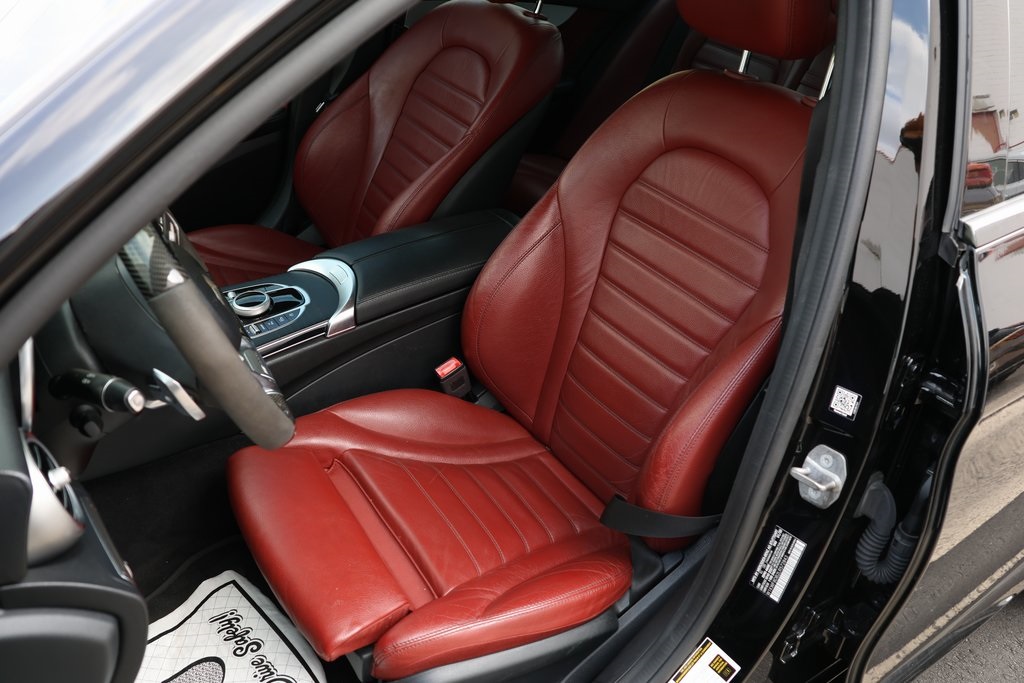 2020 Mercedes Benz C 300 photo 3