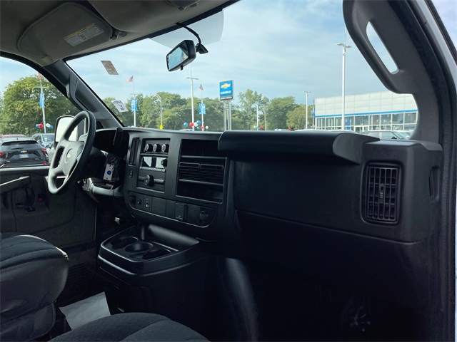 2024 CHEVROLET EXPRESS - Image 26