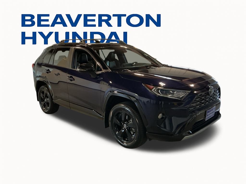 2020 Toyota RAV4 Hybrid XSE photo 4