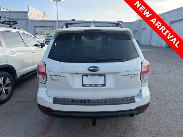 2017 Subaru Forester 2.5i Touring photo 4