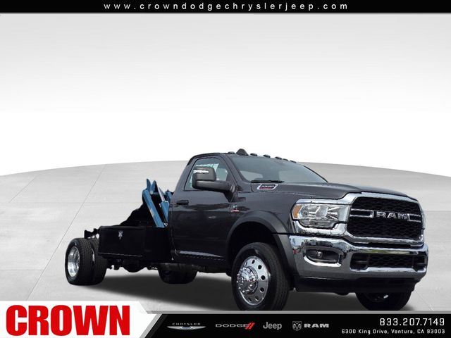 2024 Ram 5500 Tradesman photo 2