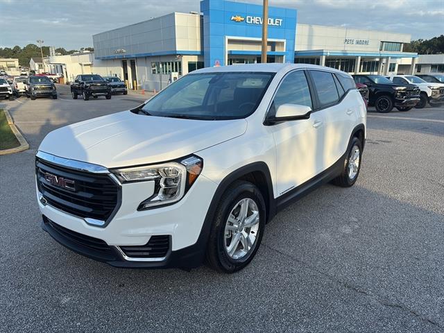 2024 Gmc Terrain SLE photo 3