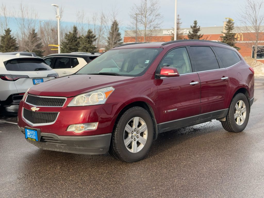 Used 2009 Chevrolet Traverse 1LT with VIN 1GNER23DX9S168601 for sale in Coon Rapids, Minnesota