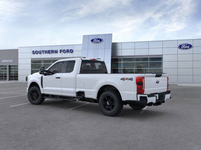 2025 Ford F-350 photo 4