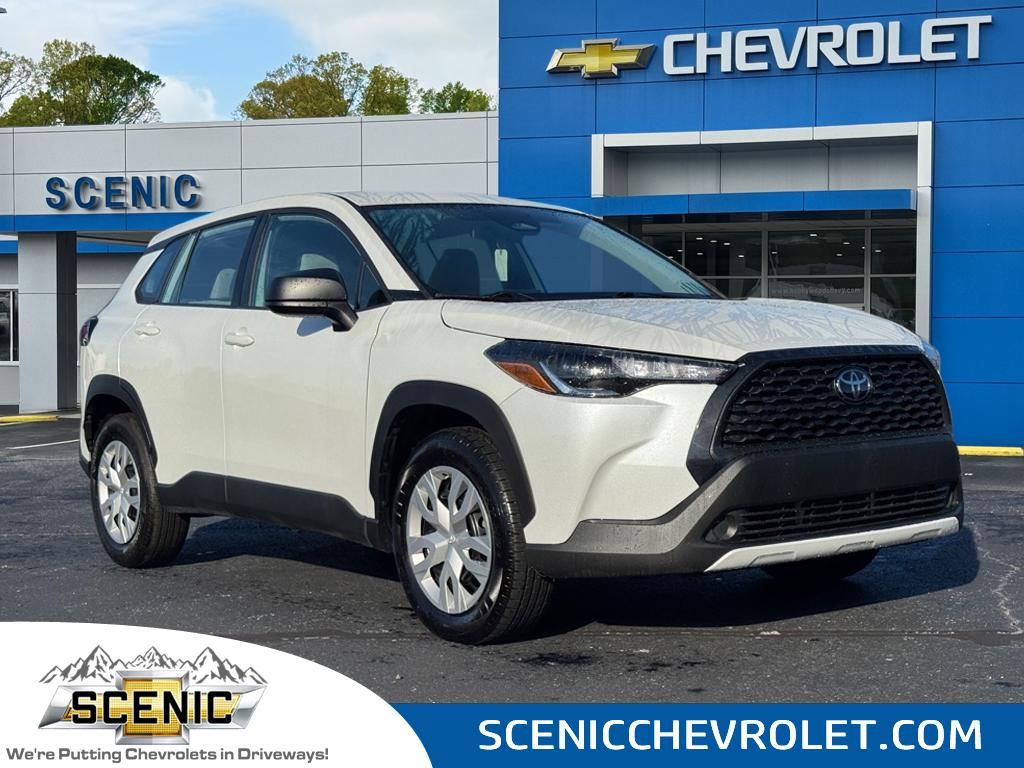 2023 Toyota Corolla Cross L's photo