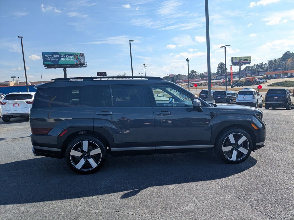 2025 Hyundai Santa Fe Limited photo 4