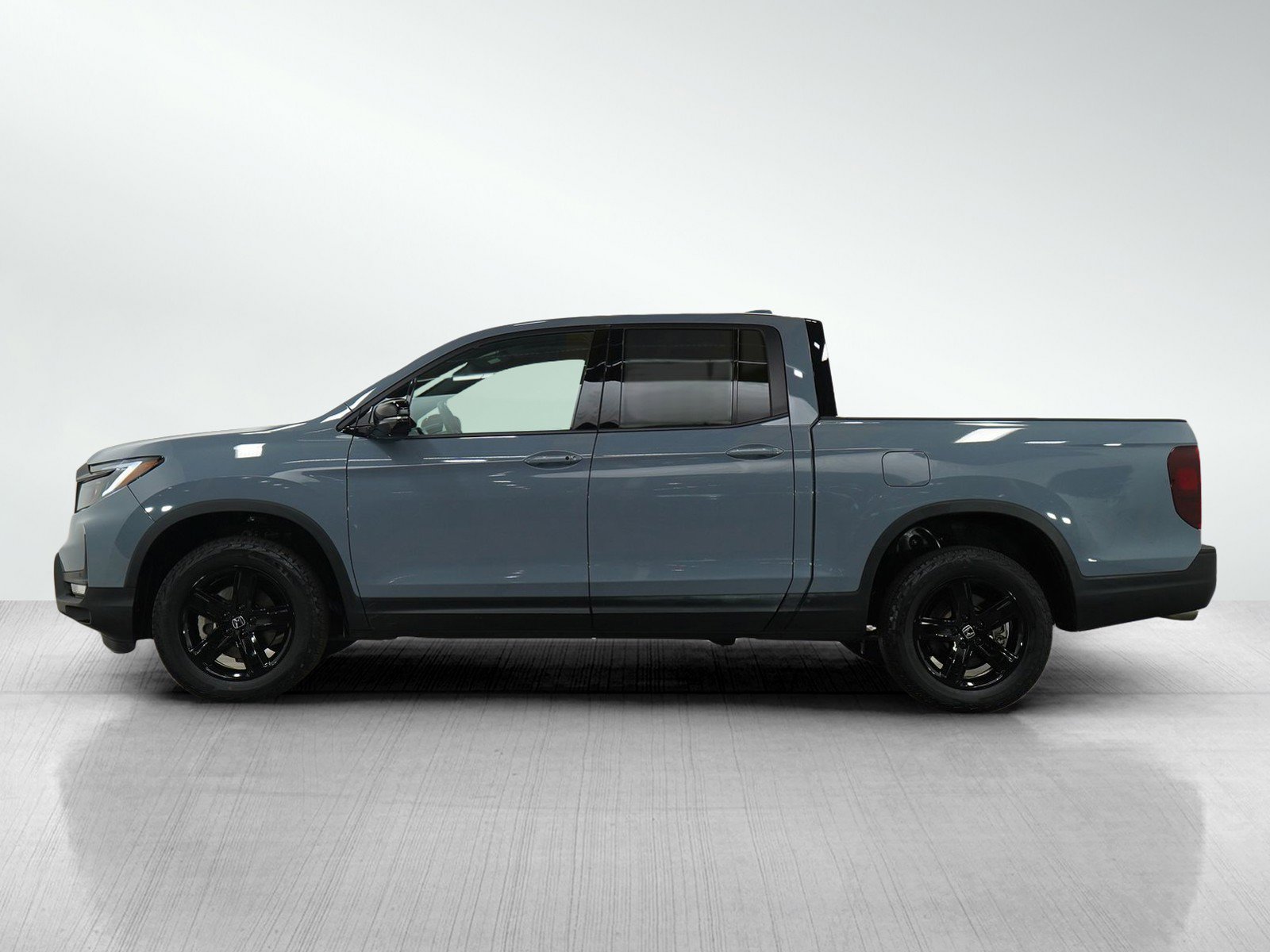 Used 2022 Honda Ridgeline Black Edition with VIN 5FPYK3F81NB022844 for sale in Burnsville, Minnesota