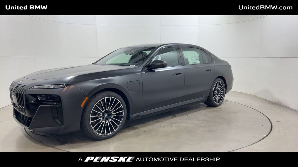 2026 Bmw 750e photo 4