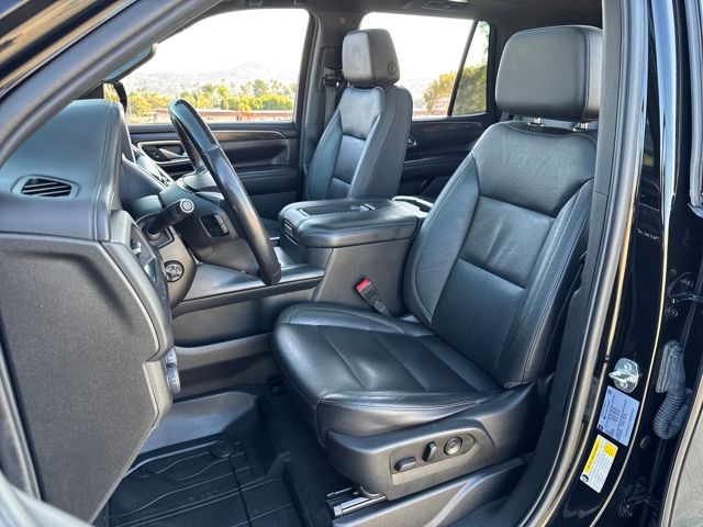 2021 Chevrolet Tahoe LT photo 2