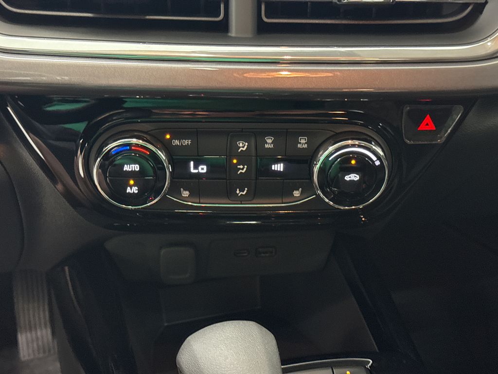 2025 Chevrolet Trax ACTIV photo 20