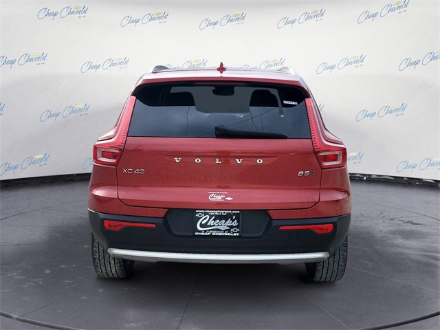 2023 Volvo XC40 Core photo 4