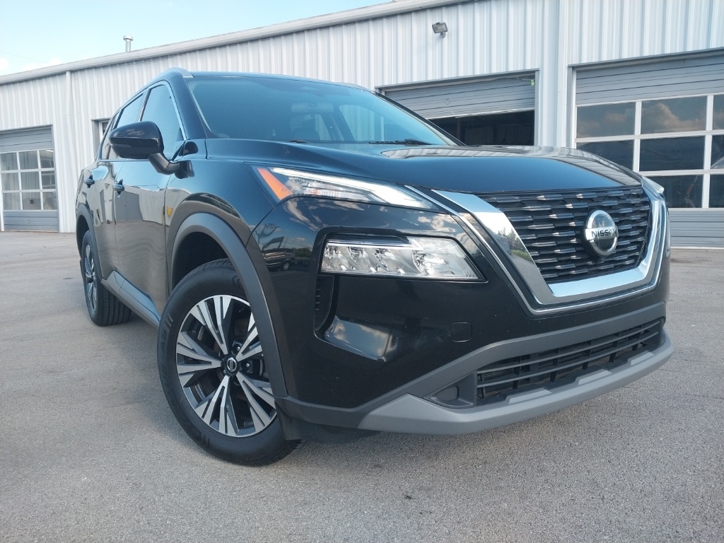 2021 Nissan Rogue SV photo 2