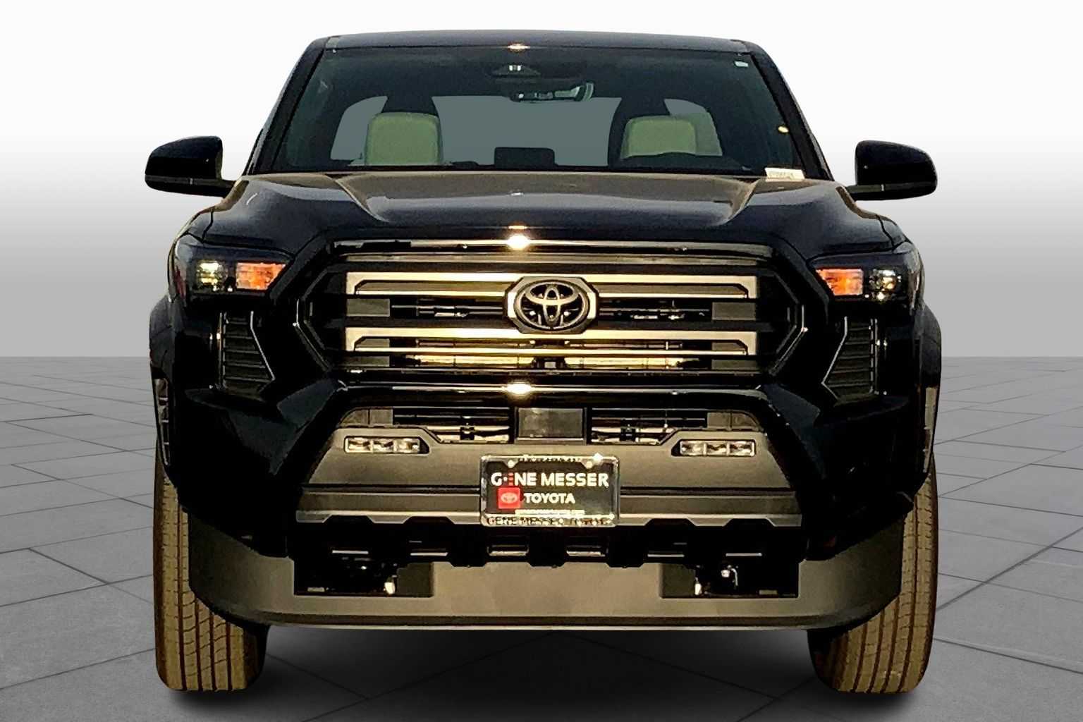 2025 Toyota Tacoma SR5 photo 3