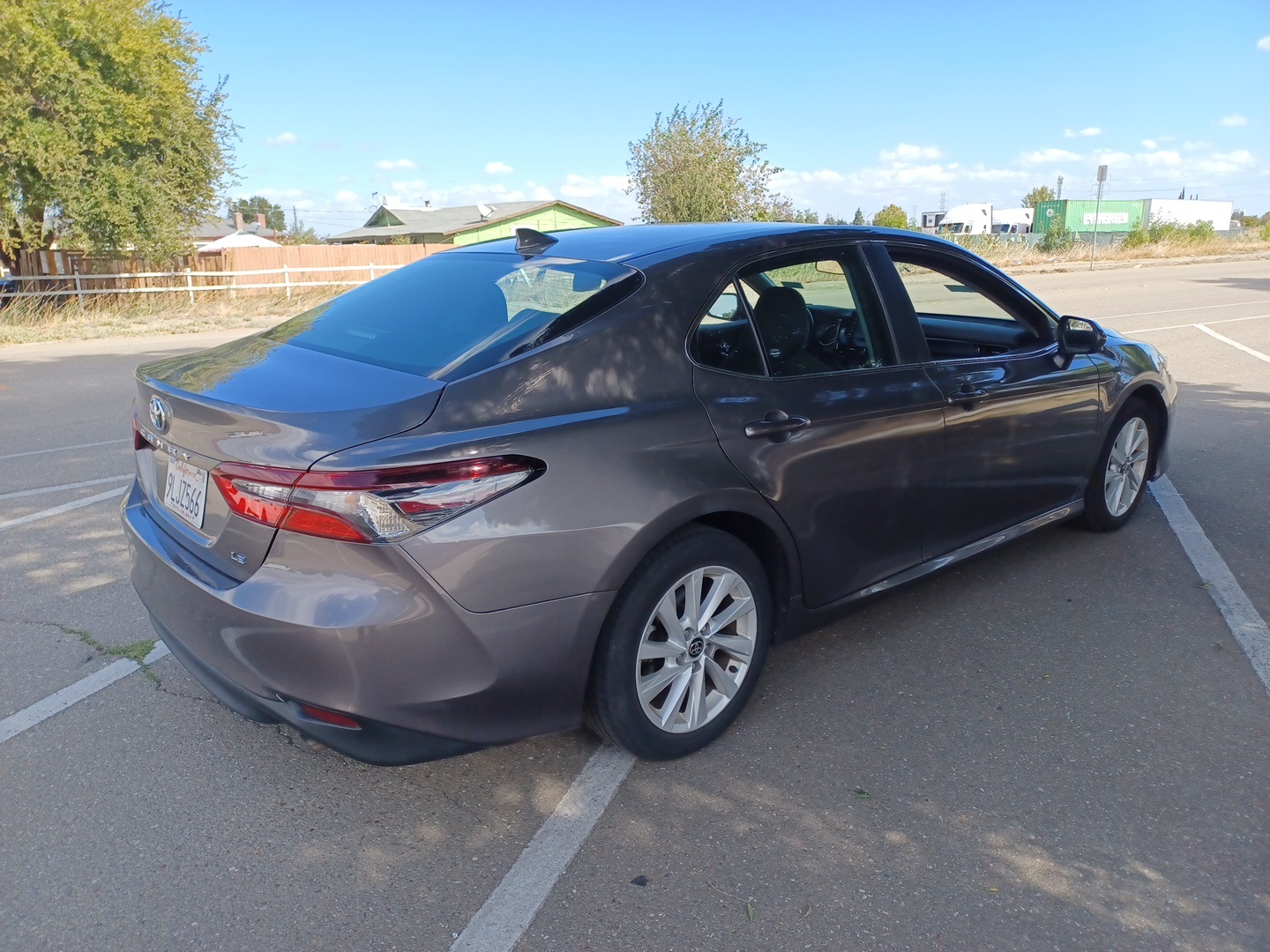 2024 Toyota Camry LE photo 4