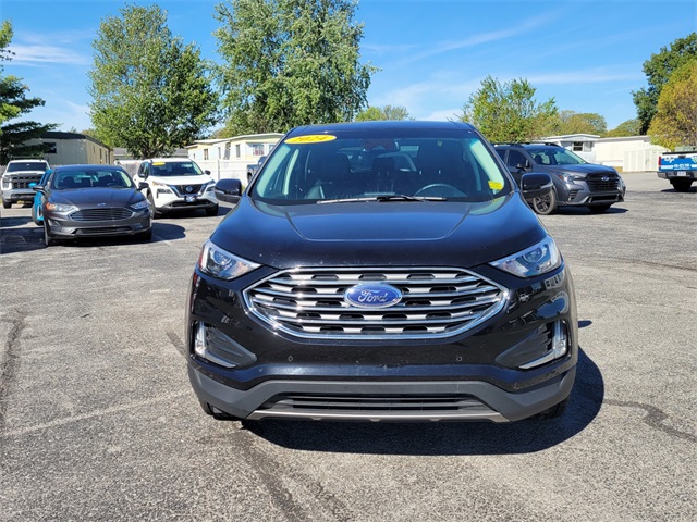 2024 Ford Edge Titanium photo 10