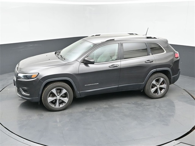 2019 Jeep Cherokee Limited's photo