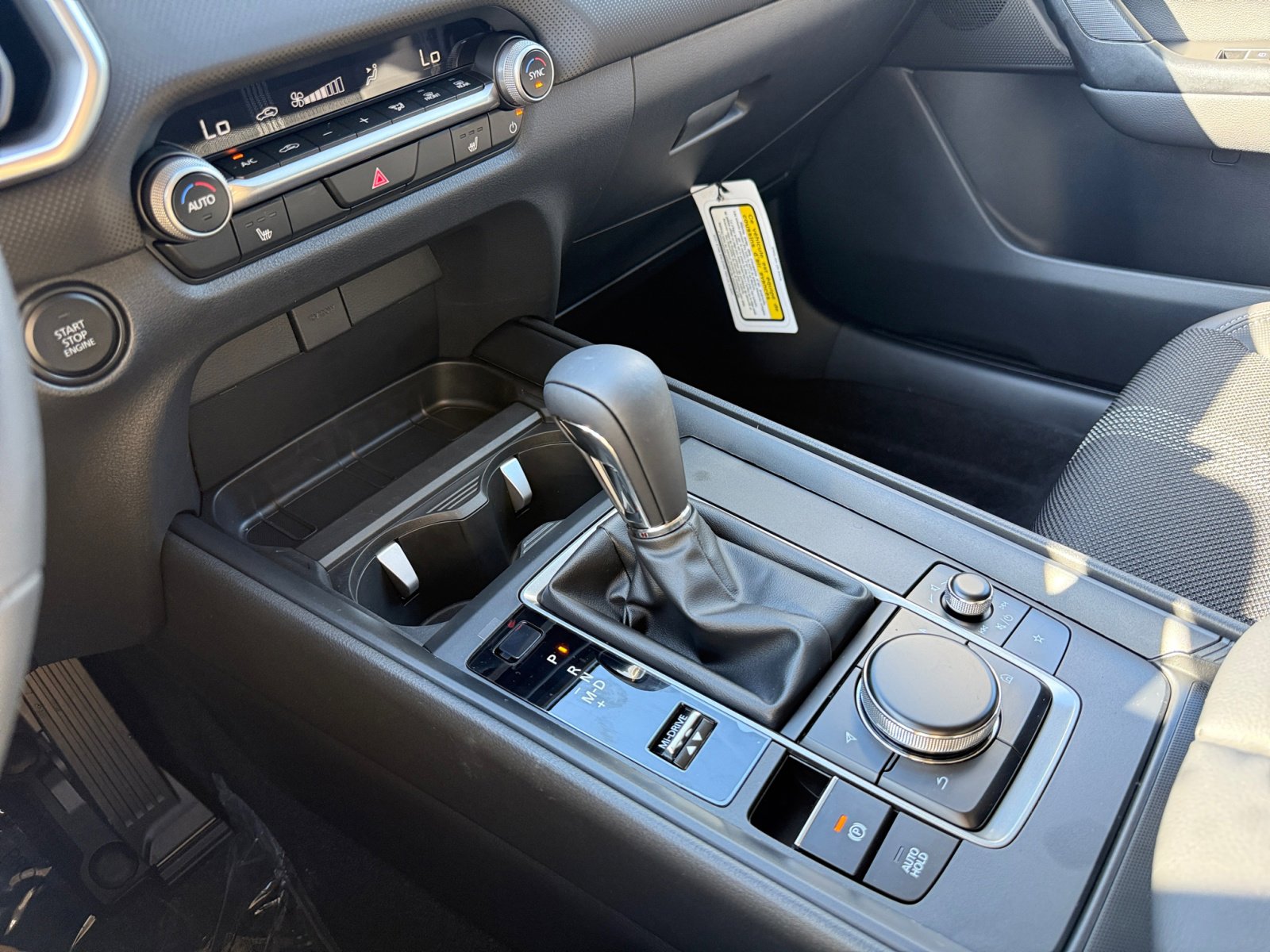 2025 Mazda CX-50 2.5 S Preferred photo 10
