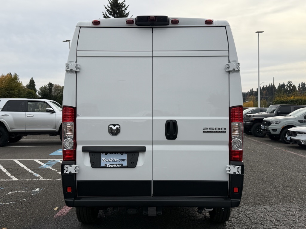 2026 Ram ProMaster 2500 photo 4
