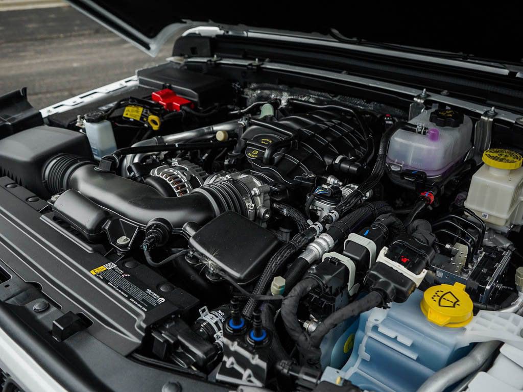 2025 Jeep Gladiator Sport photo 6