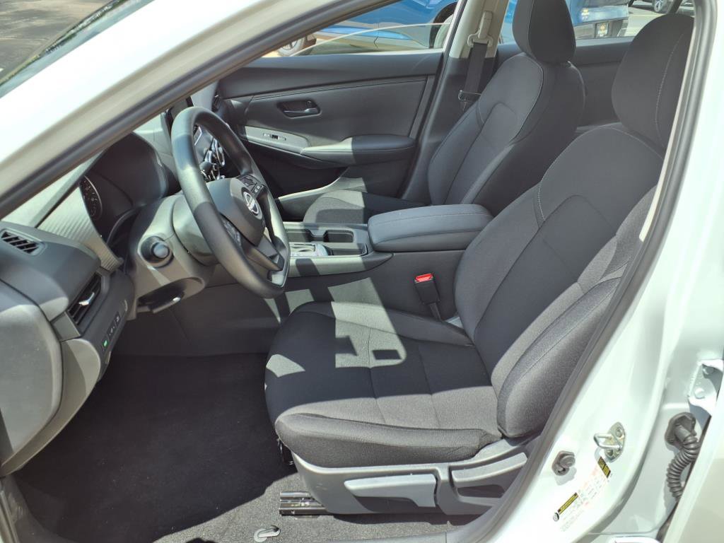 2025 Nissan Sentra S photo 4