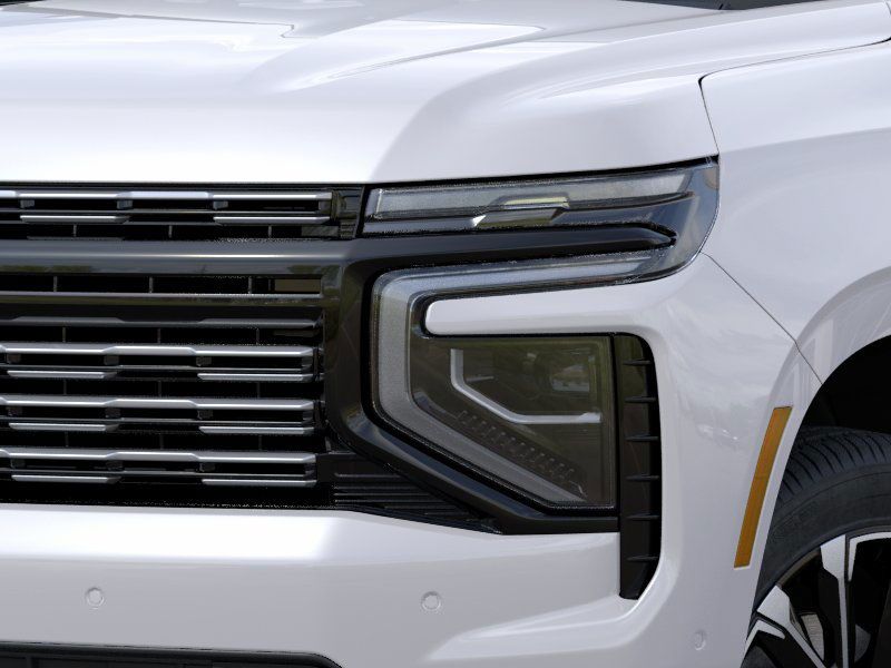 2025 Chevrolet Suburban High Country photo 10