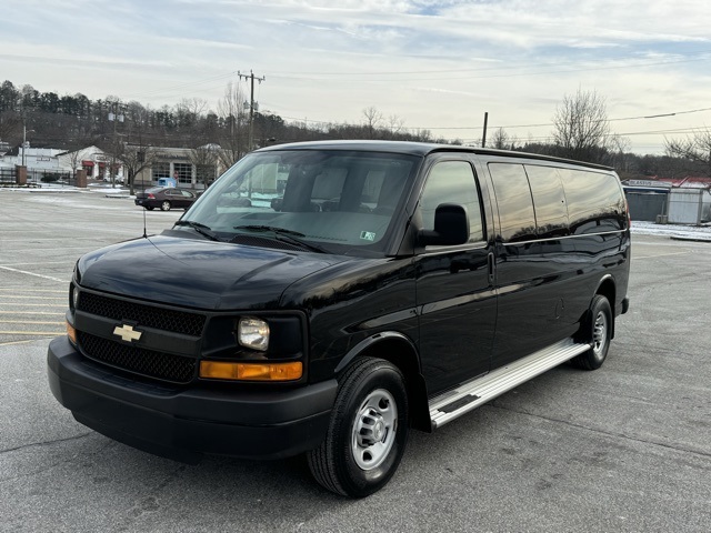 2014 Chevrolet Express Passenger LS's photo