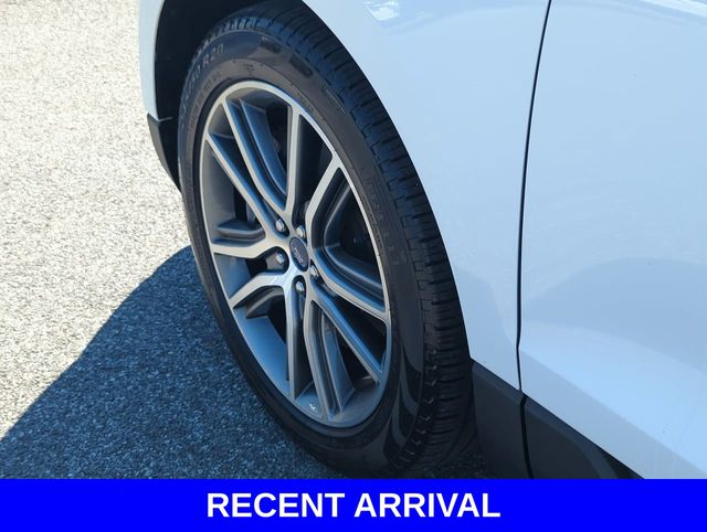 2022 Ford Edge Titanium photo 22