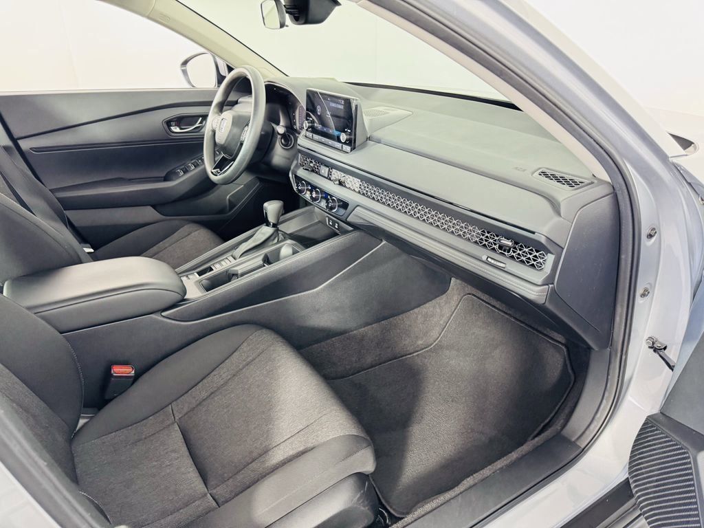 2024 Honda Accord LX photo 21