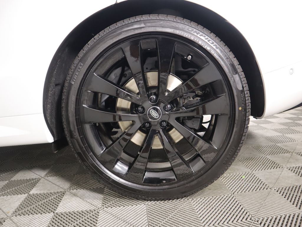 2025 Land Rover Range Rover Sport SE photo 28