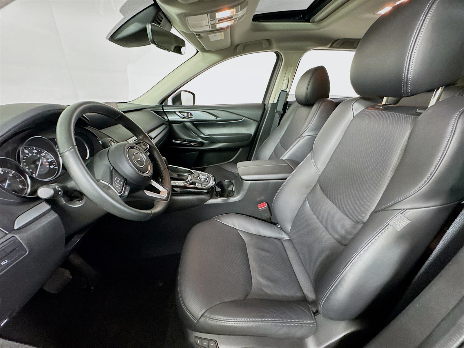 2023 Mazda CX-9 Touring photo 9