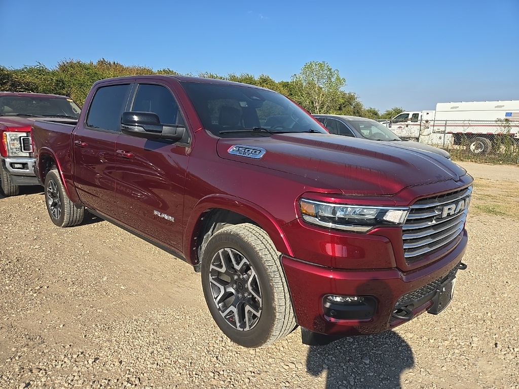 2025 Ram 1500 Laramie photo 4
