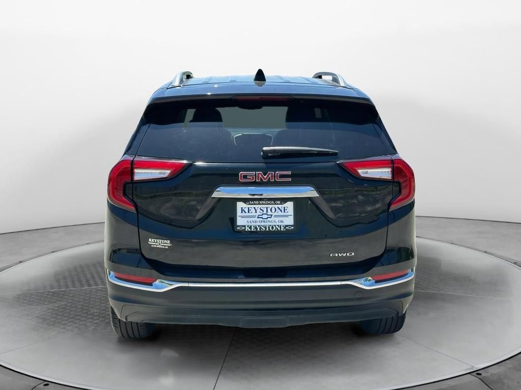 2024 Gmc Terrain SLT photo 4
