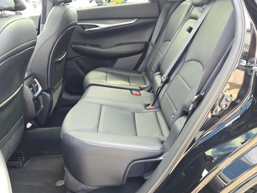 2022 Infiniti QX50 Luxe AWD photo 18