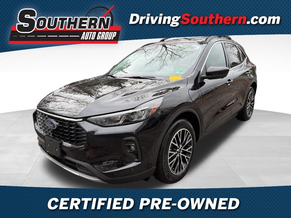 2023 Ford Escape PHEV's photo