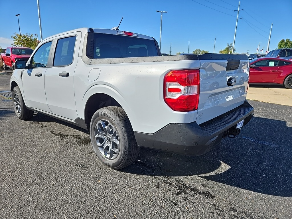2025 Ford Maverick XLT photo 4