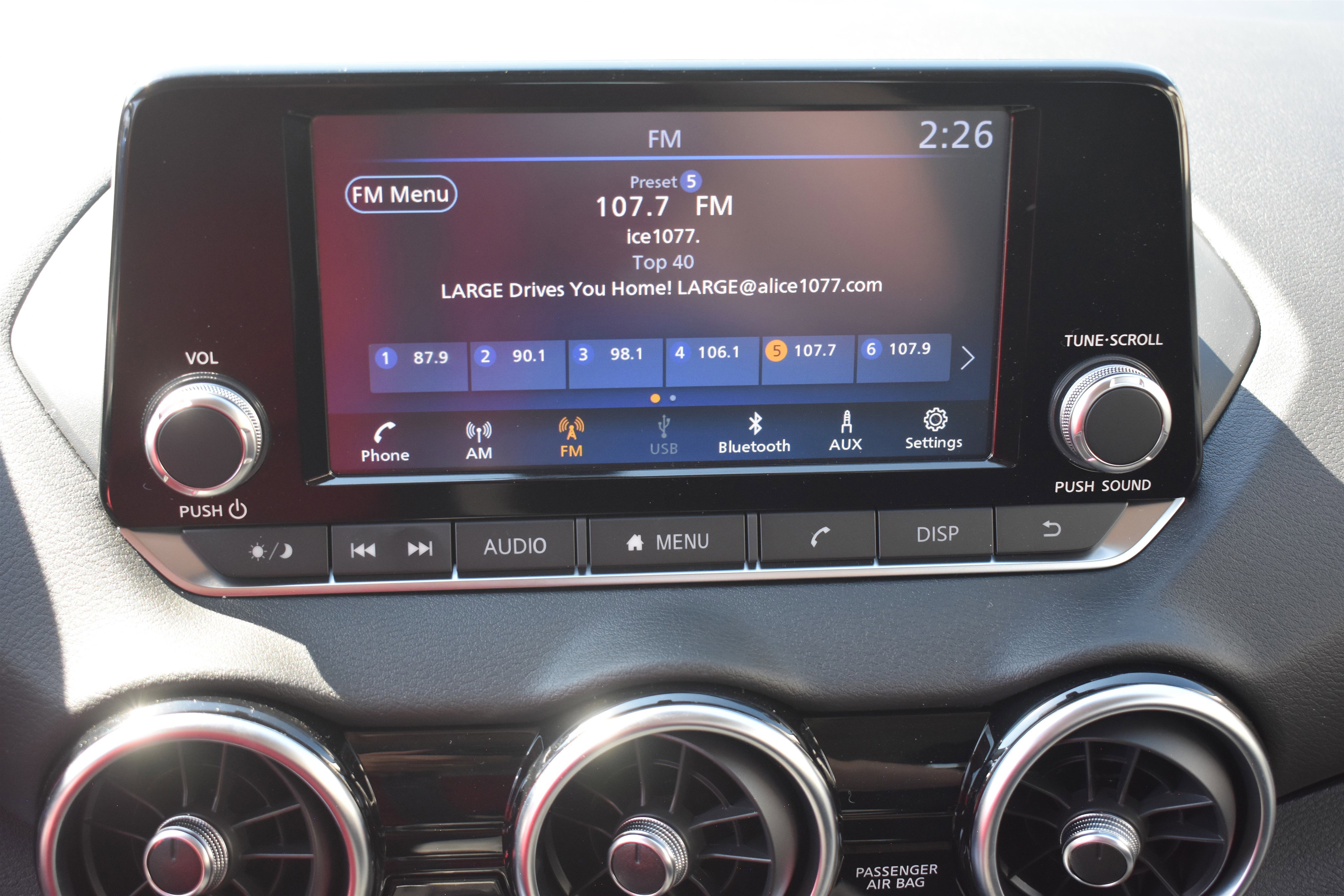 2025 Nissan Sentra S photo 14