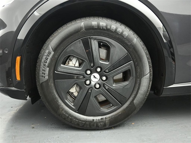 2022 FORD MUSTANG MACH-E - Image 31