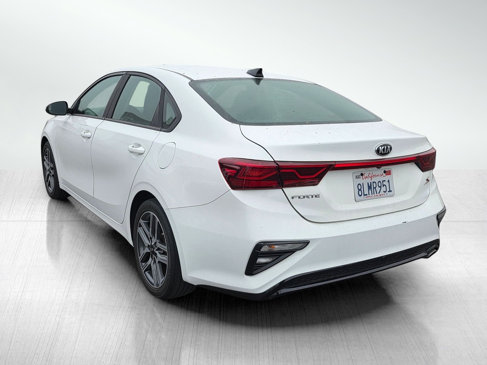2019 Kia Forte S GT-Line photo 4