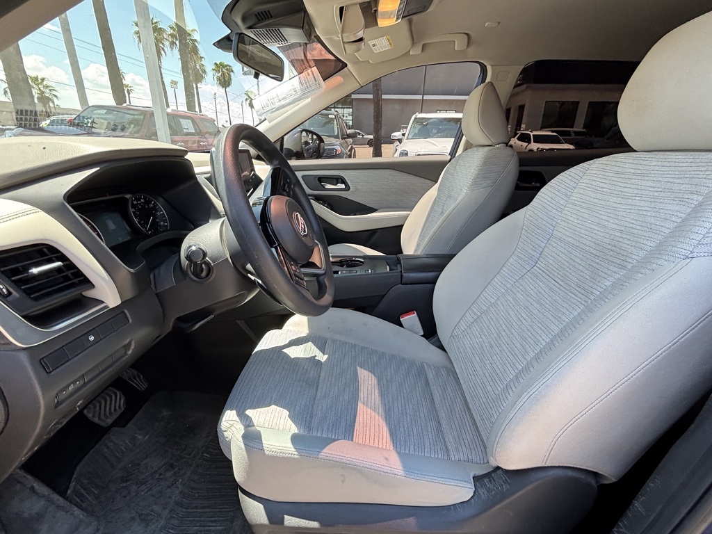 2023 Nissan Rogue SV photo 8