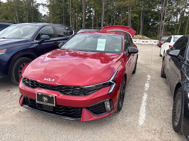 2025 Kia K5 GT-Line photo 4