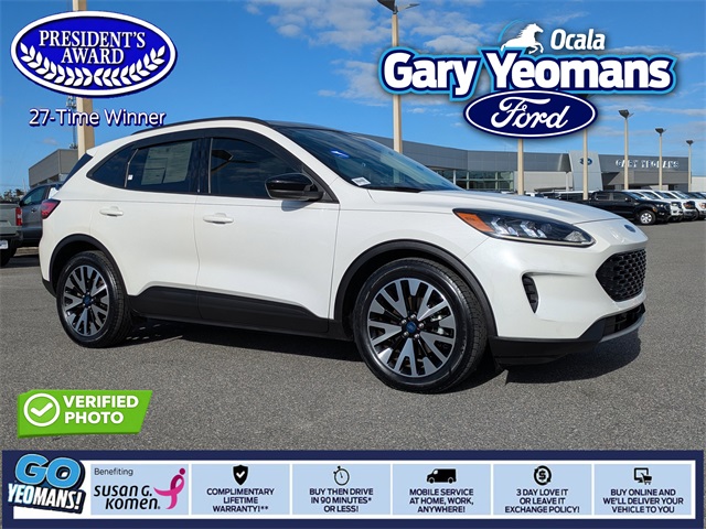 2020 Ford Escape SE's photo