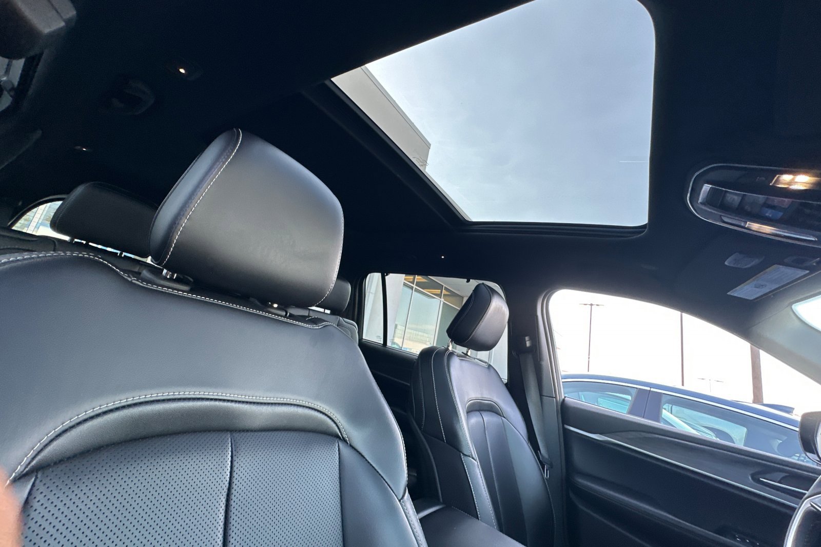2024 Jeep Grand Cherokee Limited photo 16