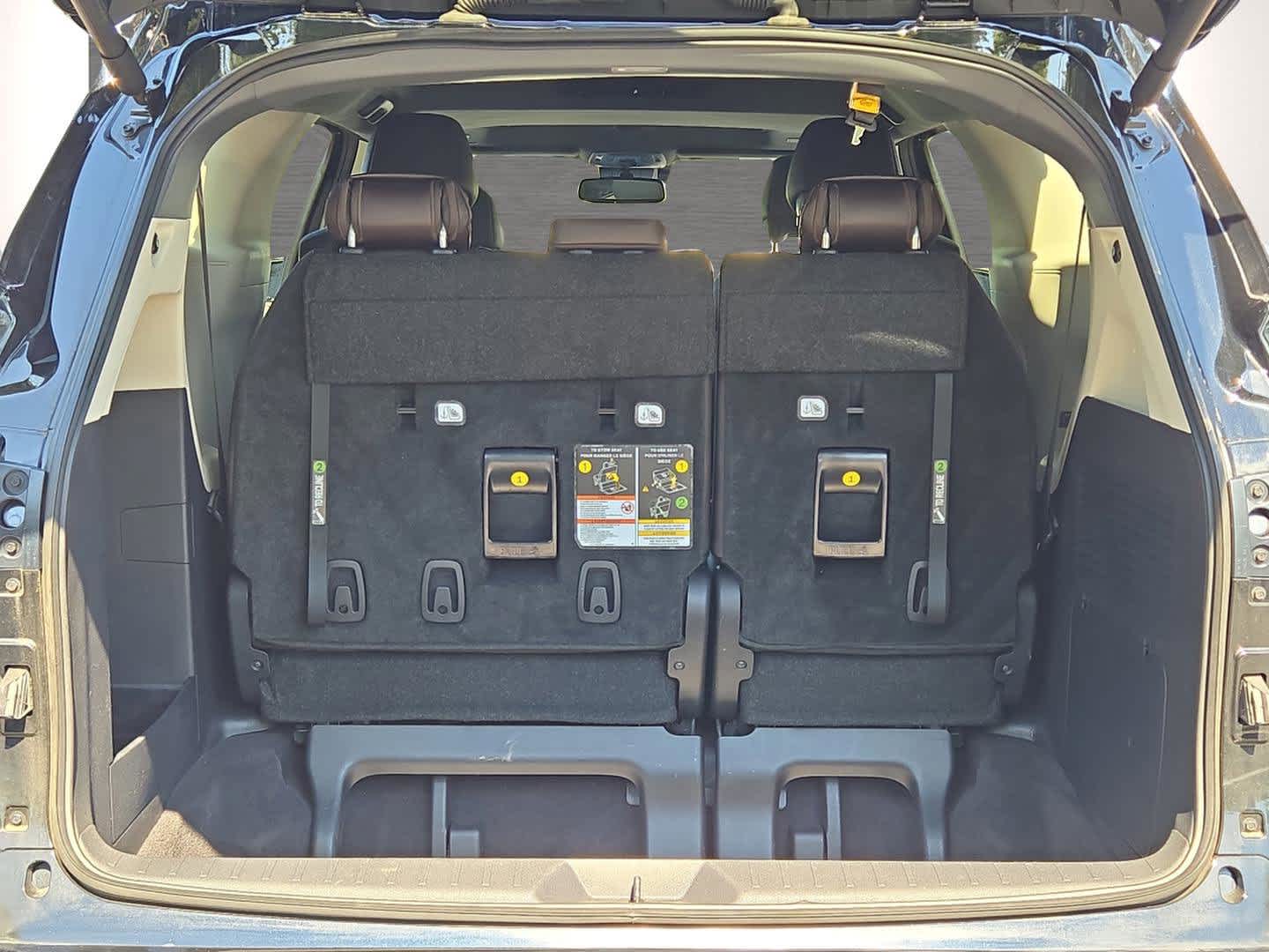 2024 Toyota Sienna Platinum photo 10