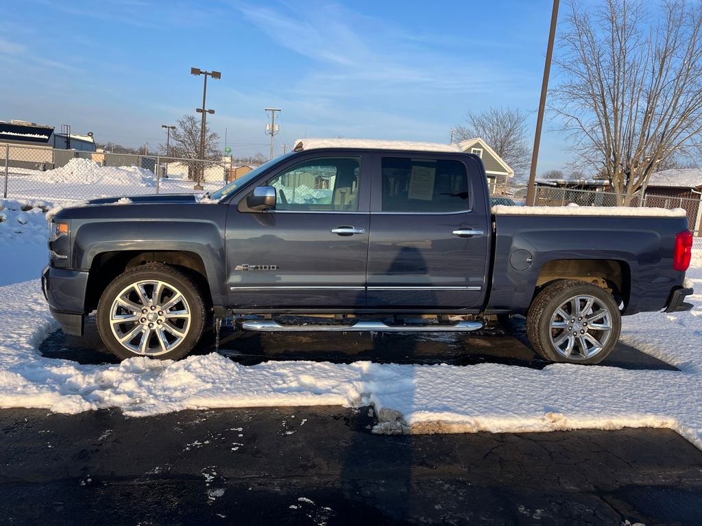 Used 2018 Chevrolet Silverado 1500 LTZ with VIN 3GCUKSEC5JG263396 for sale in West Union, OH