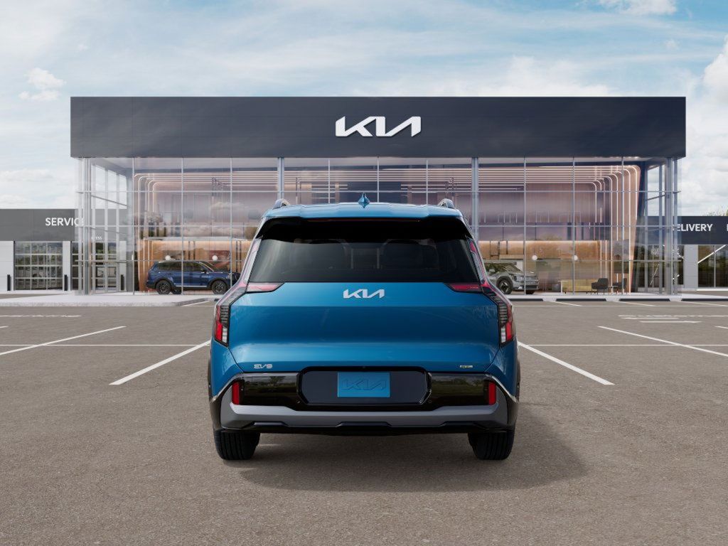 2026 Kia EV9 GT-Line photo 2