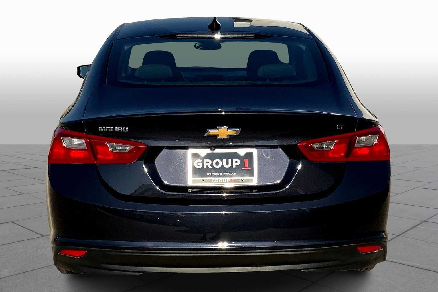 2023 Chevrolet Malibu 1LT photo 4