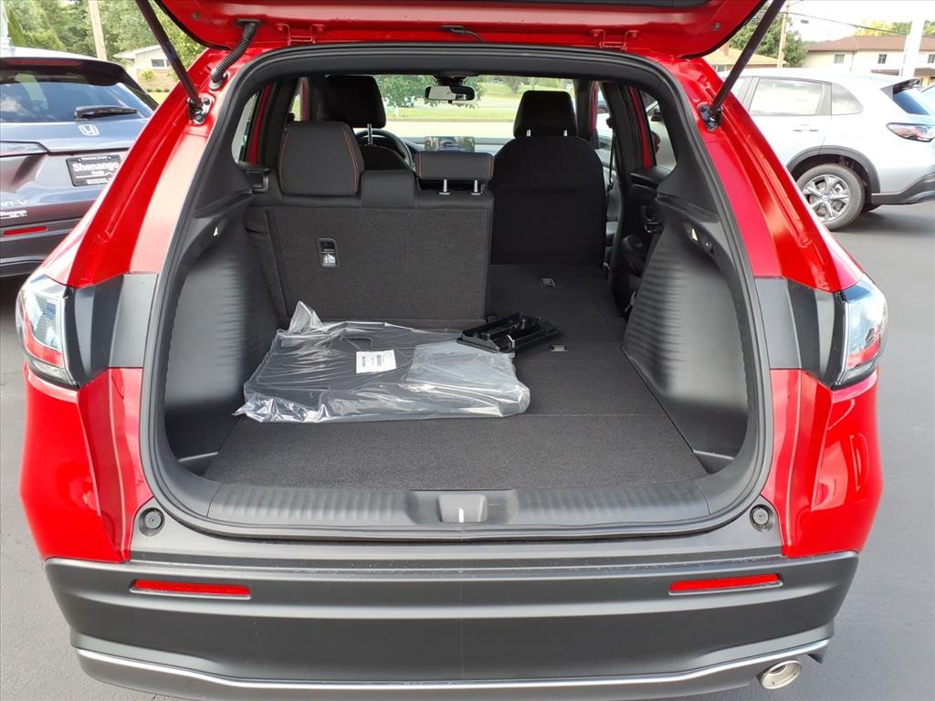 2026 Honda HR-V Sport photo 3