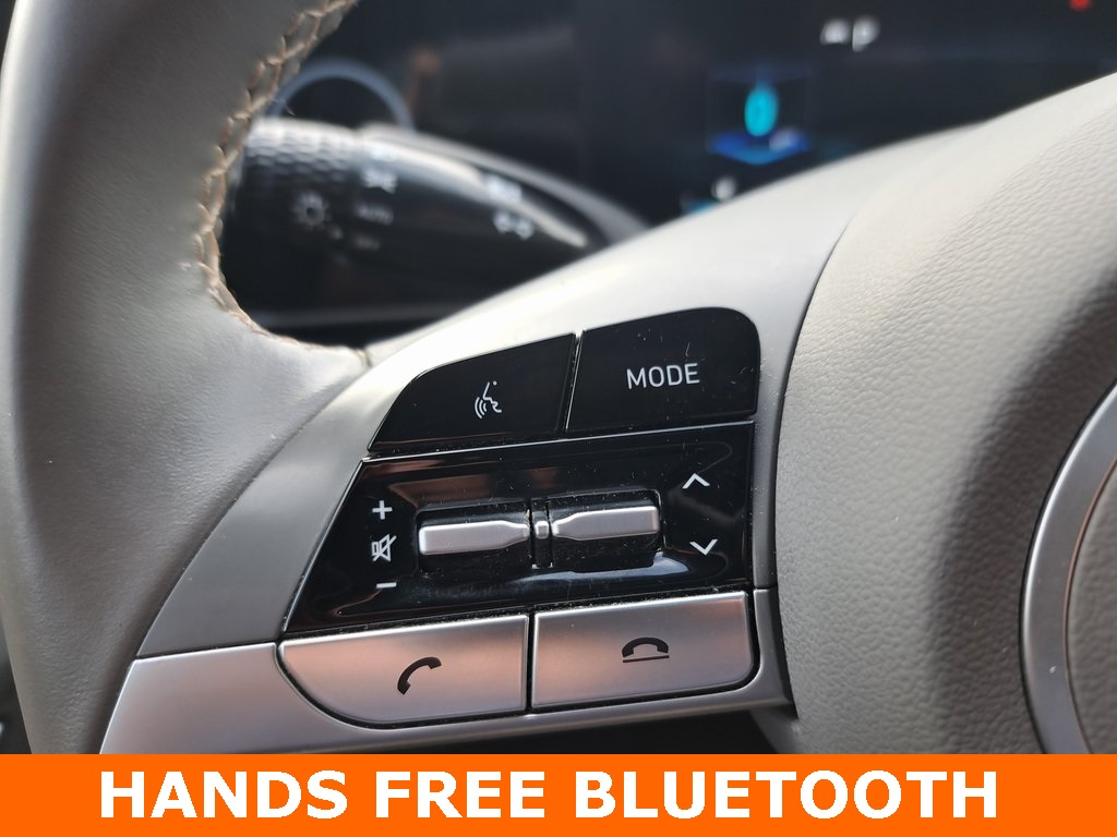 2023 Hyundai Elantra SEL Convenience photo 12